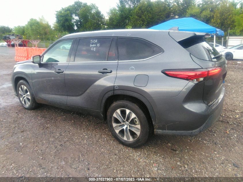 2022 TOYOTA HIGHLANDER XLE - 5TDGZRAH7NS112697