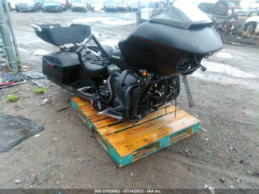 2015 HARLEY-DAVIDSON FLTRXS ROAD GLIDE SPECIAL - 1HD1KTM14FB670858