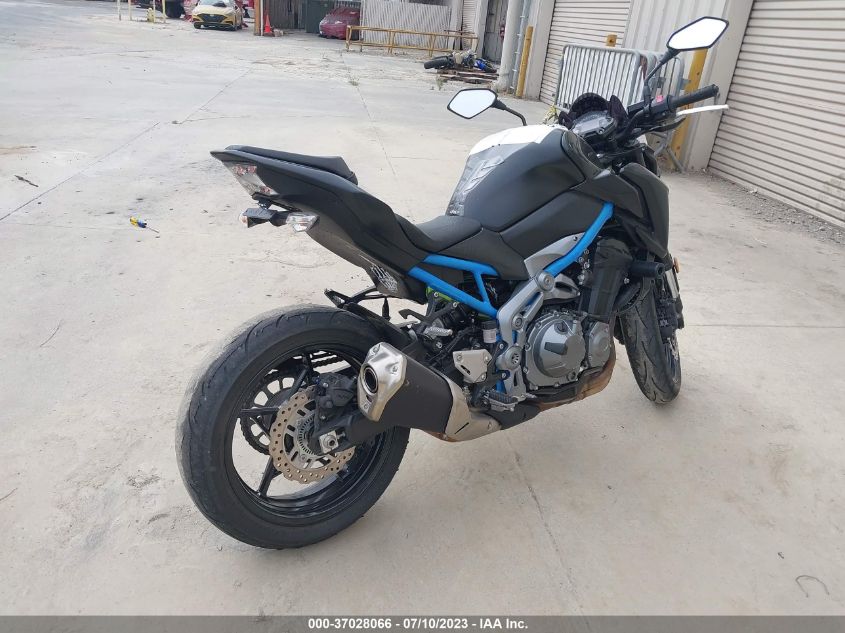 2019 KAWASAKI ZR900 - JKAZR2B13KA031345