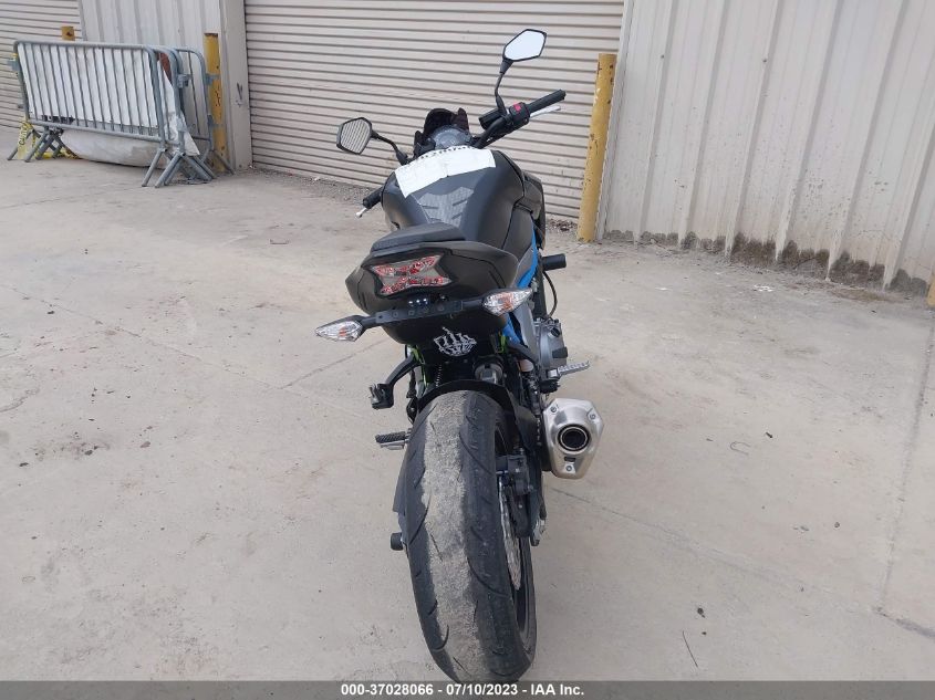 2019 KAWASAKI ZR900 - JKAZR2B13KA031345