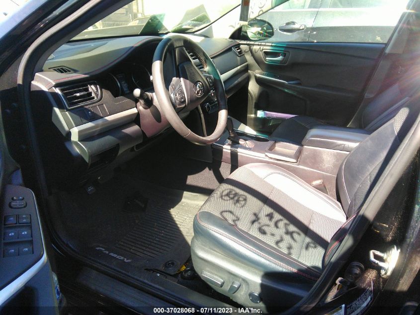 2017 TOYOTA CAMRY SE - 4T1BF1FK0HU288785