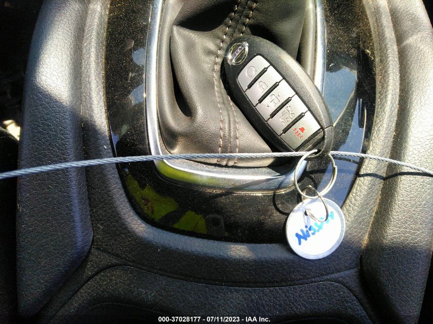 2018 NISSAN ROGUE SV - 5N1AT2MV8JC807407