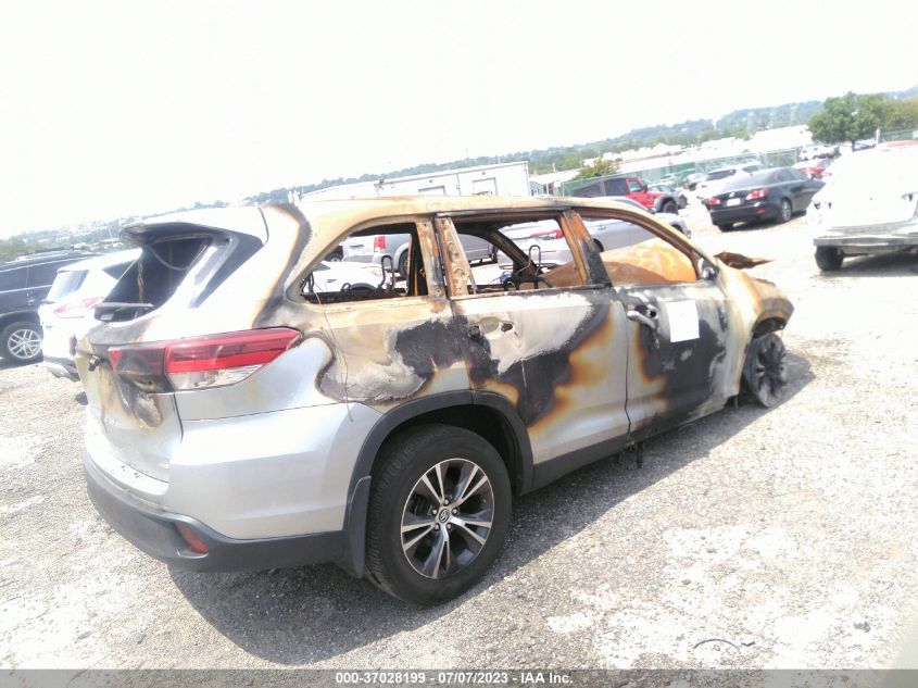 2019 TOYOTA HIGHLANDER LE - 5TDBZRFH9KS990470