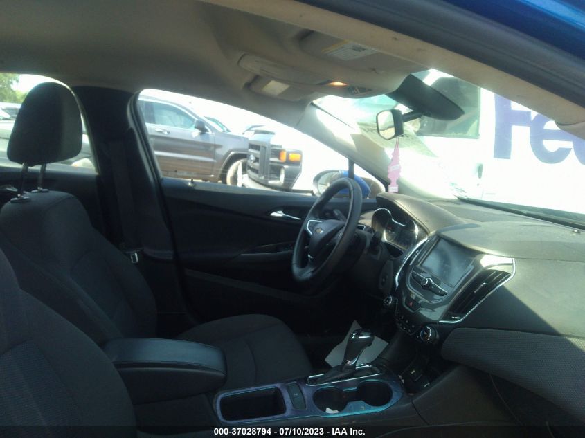 2017 CHEVROLET CRUZE LT - 3G1BE6SMXHS610174