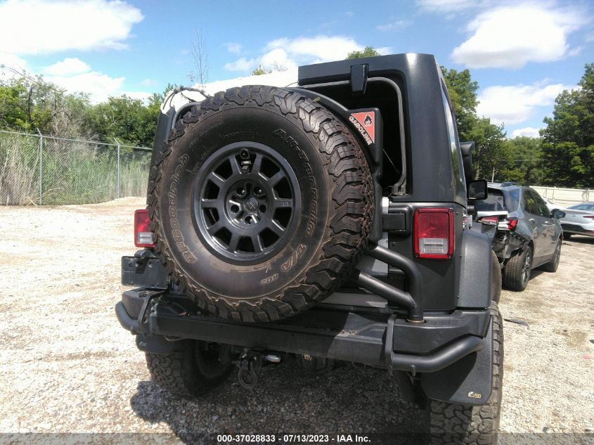 2016 JEEP WRANGLER UNLIMITED RUBICON - 1C4BJWFG2GL124891
