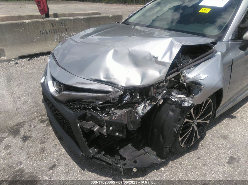 2018 TOYOTA CAMRY LE/SE/XLE/L - 4T1B11HKXJU573110
