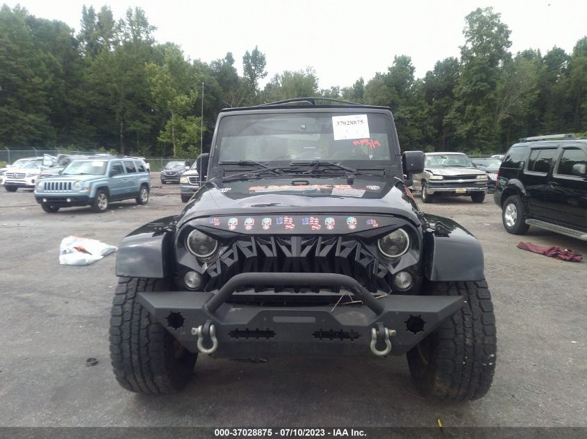 2015 JEEP WRANGLER UNLIMITED SAHARA - 1C4BJWEG8FL772624