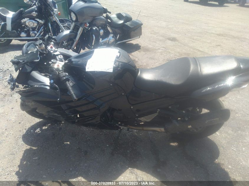 2012 KAWASAKI ZX1400 EC - JKBZXNE19CA000925