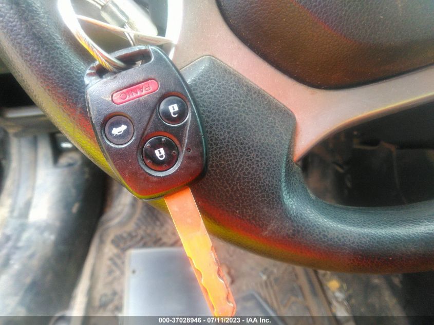2013 HONDA CIVIC SDN LX - 19XFB2E53DE031812