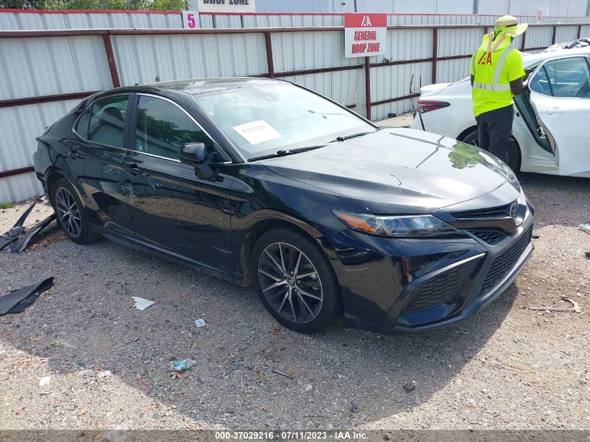 2021 TOYOTA CAMRY SE - 4T1G11AK3MU449765