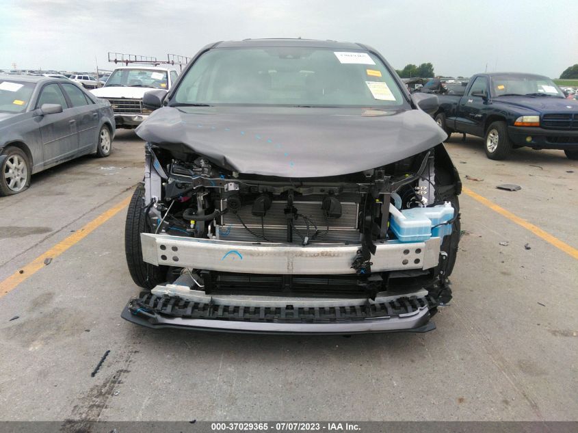 2022 TOYOTA SIENNA XLE - 5TDJSKFCXNS073599
