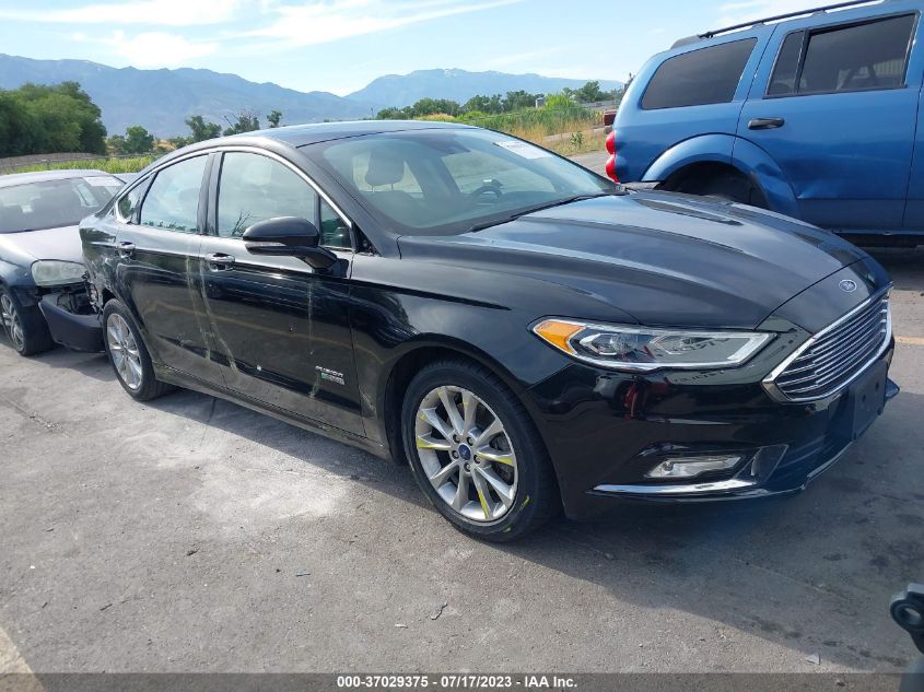 2017 FORD FUSION ENERGI SE - 3FA6P0PU4HR163380