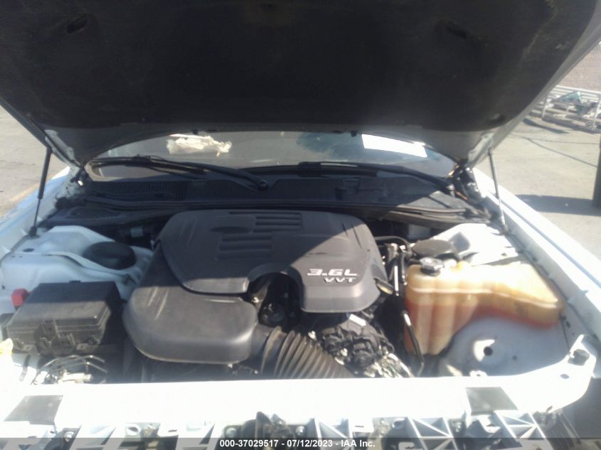 2018 DODGE CHALLENGER SXT - 2C3CDZAG4JH142029