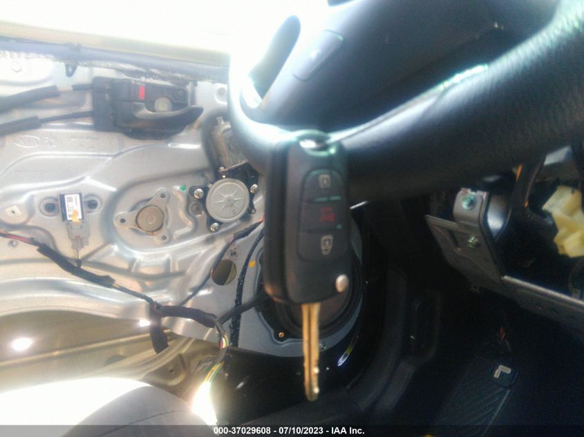 2013 KIA SOUL BASE - KNDJT2A54D7614113