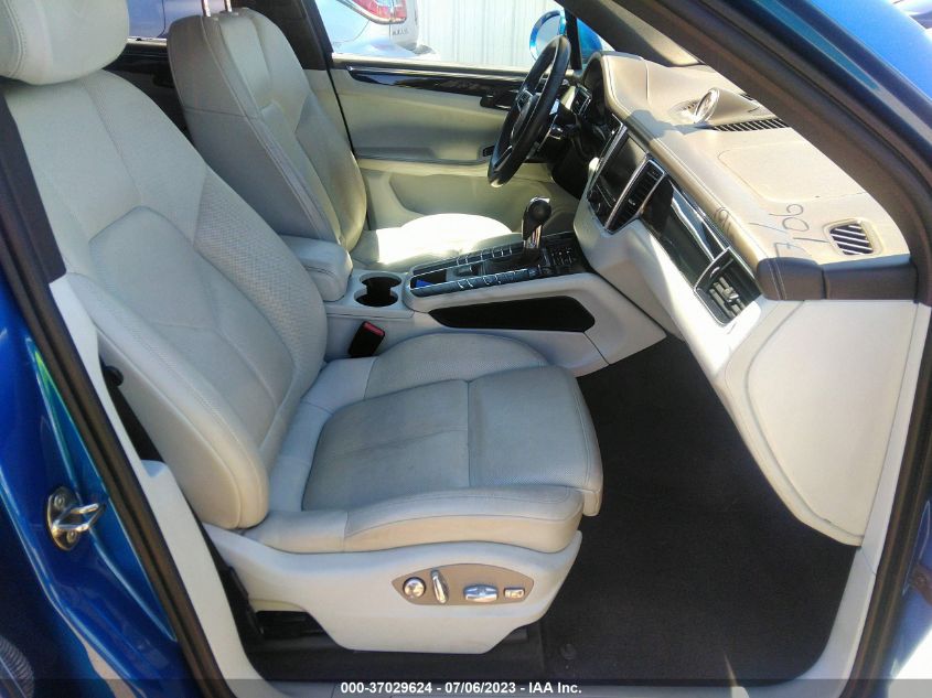 2015 PORSCHE MACAN S - WP1AB2A56FLB66906