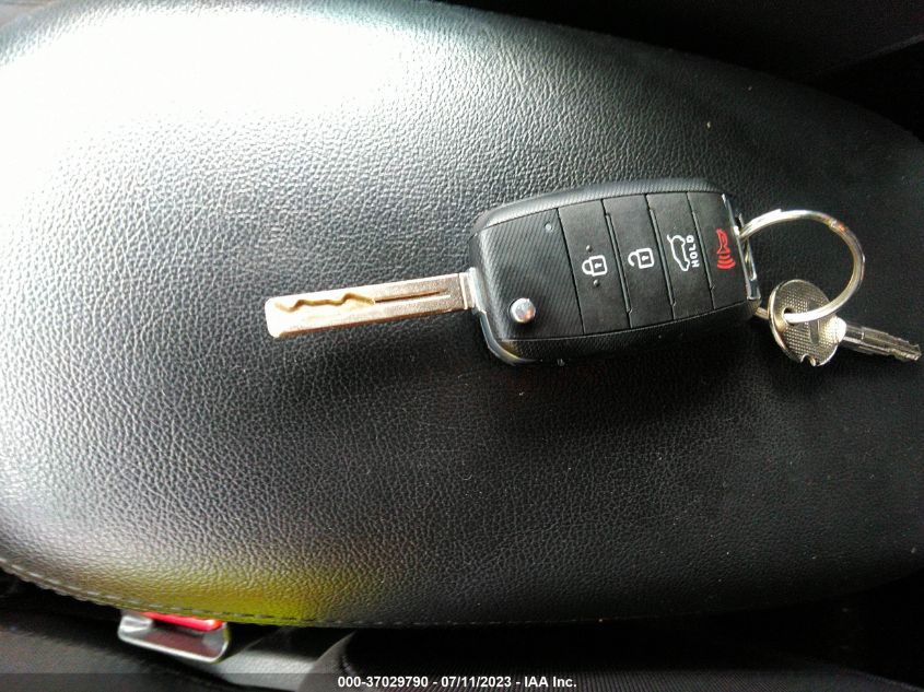 2018 KIA SOUL BASE - KNDJN2A27J7549902