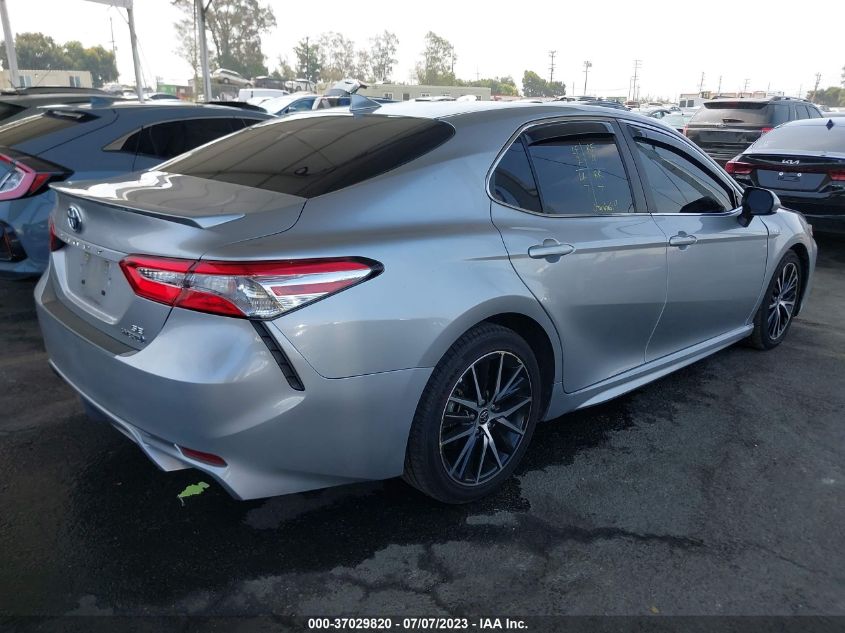 2020 TOYOTA CAMRY SE - 4T1G31AKXLU534417