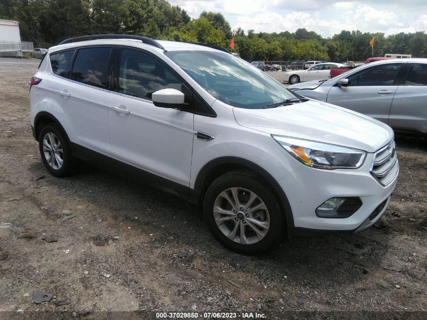 2018 FORD ESCAPE SE - 1FMCU9GD2JUB62247