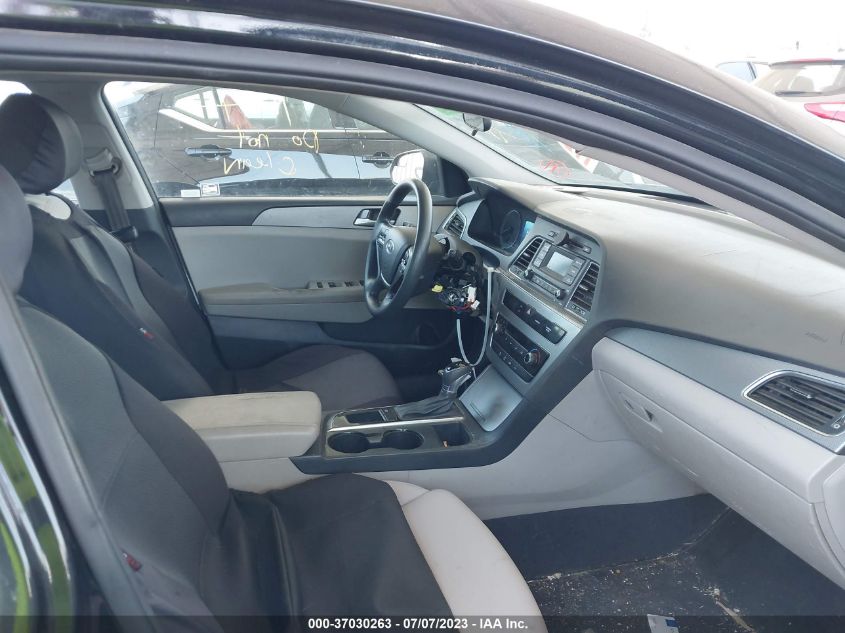 2015 HYUNDAI SONATA SE - 5NPE24AF0FH260064