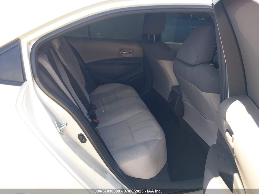 VIN JTDEPMAE7MJ136631 2021 TOYOTA COROLLA LE