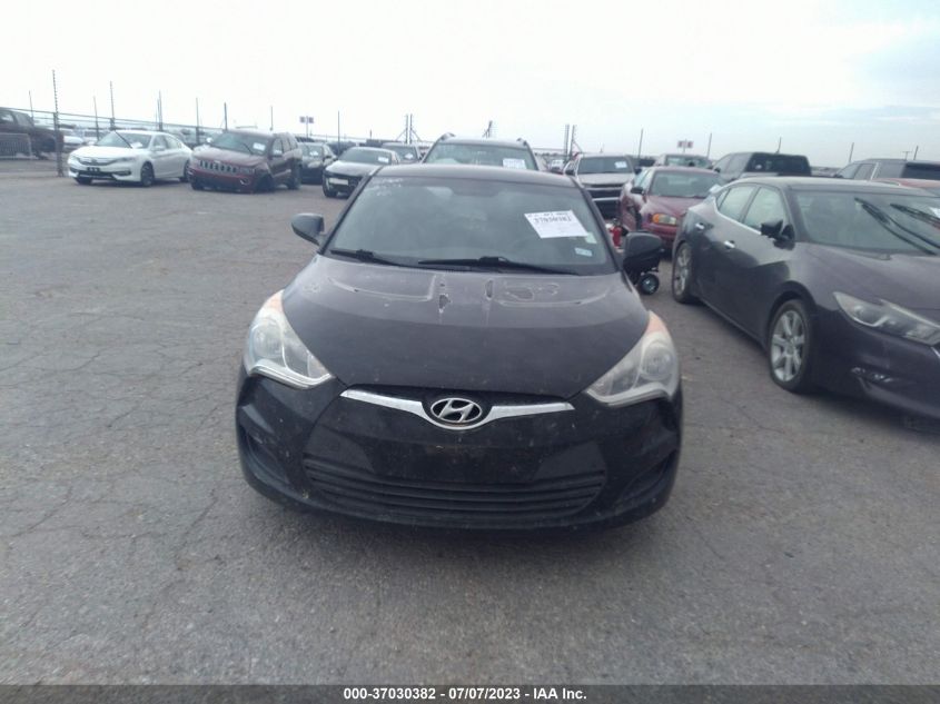 2016 HYUNDAI VELOSTER - KMHTC6ADXGU252796