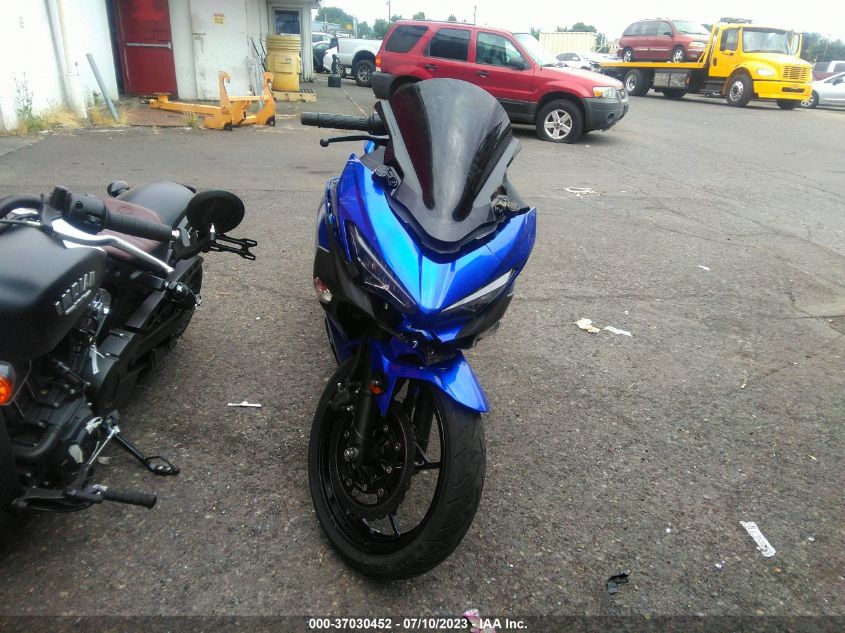 2019 KAWASAKI EX400 JKAEXKH14KDA42528