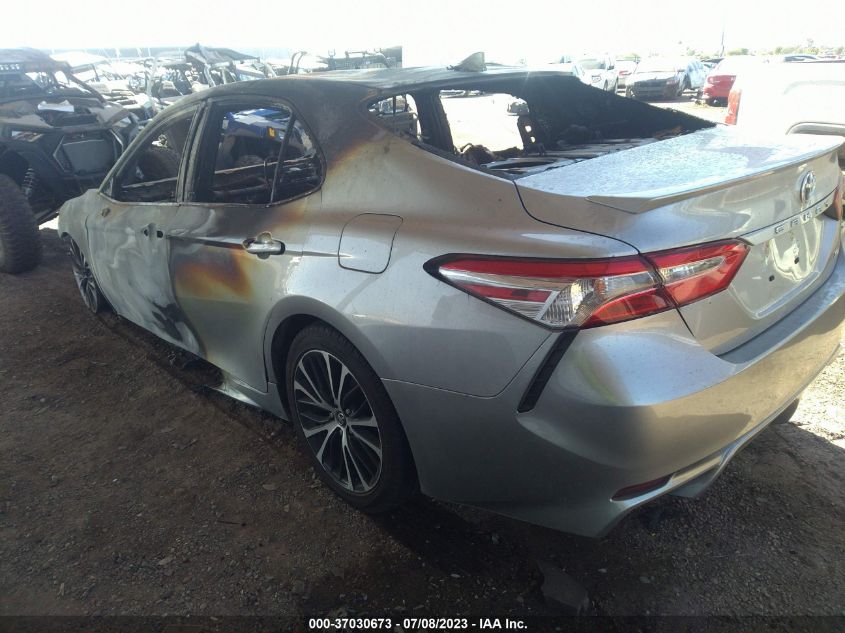 2020 TOYOTA CAMRY SE/SE NIGHT SHADE - 4T1G11AK1LU913425