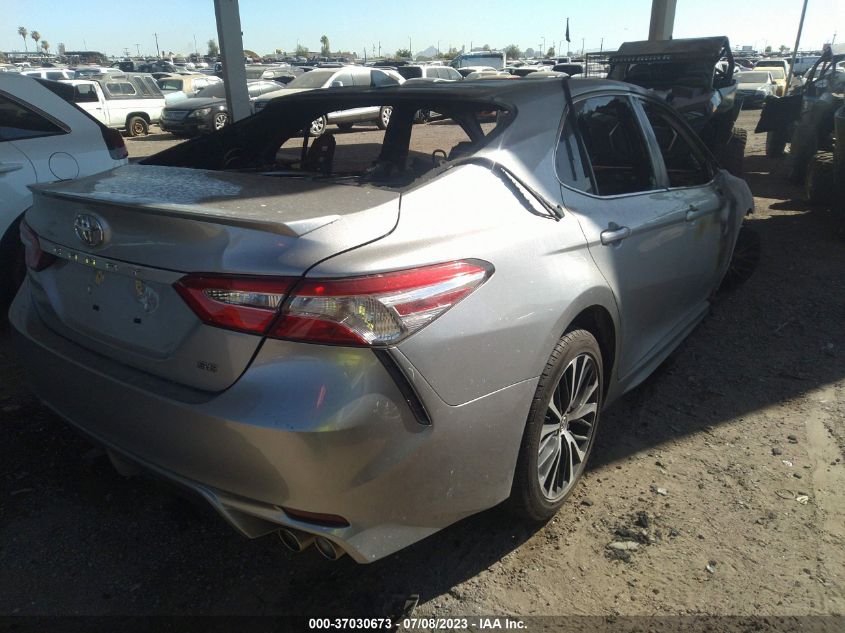 2020 TOYOTA CAMRY SE/SE NIGHT SHADE - 4T1G11AK1LU913425