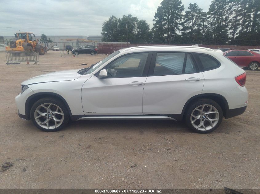 2015 BMW X1 SDRIVE28I - WBAVM1C52FV318959