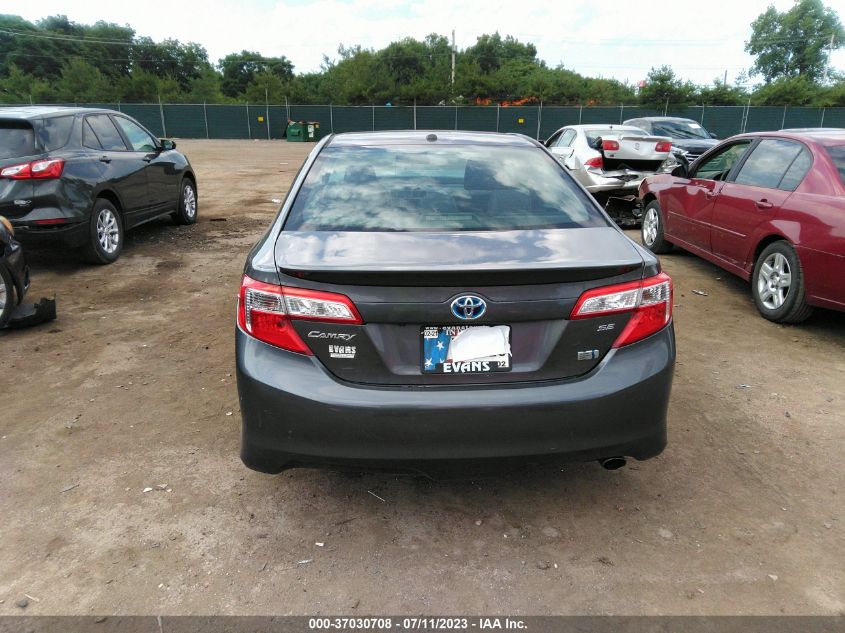 2014 TOYOTA CAMRY HYBRID LE/XLE/SE LIMITED EDITION - 4T1BD1FK4EU124070