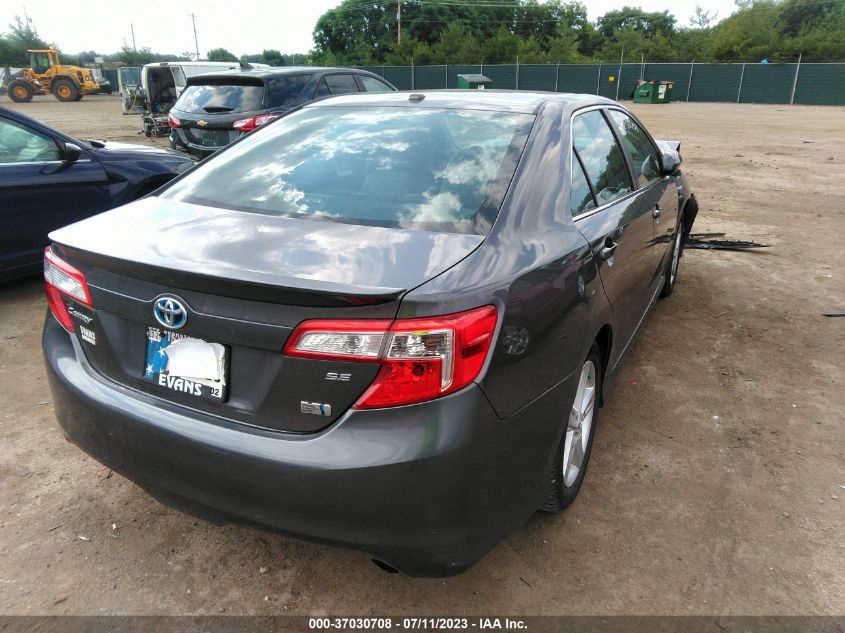 2014 TOYOTA CAMRY HYBRID LE/XLE/SE LIMITED EDITION - 4T1BD1FK4EU124070