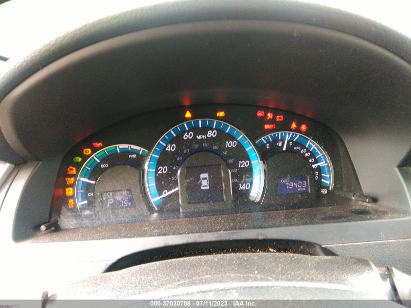 2014 TOYOTA CAMRY HYBRID LE/XLE/SE LIMITED EDITION - 4T1BD1FK4EU124070