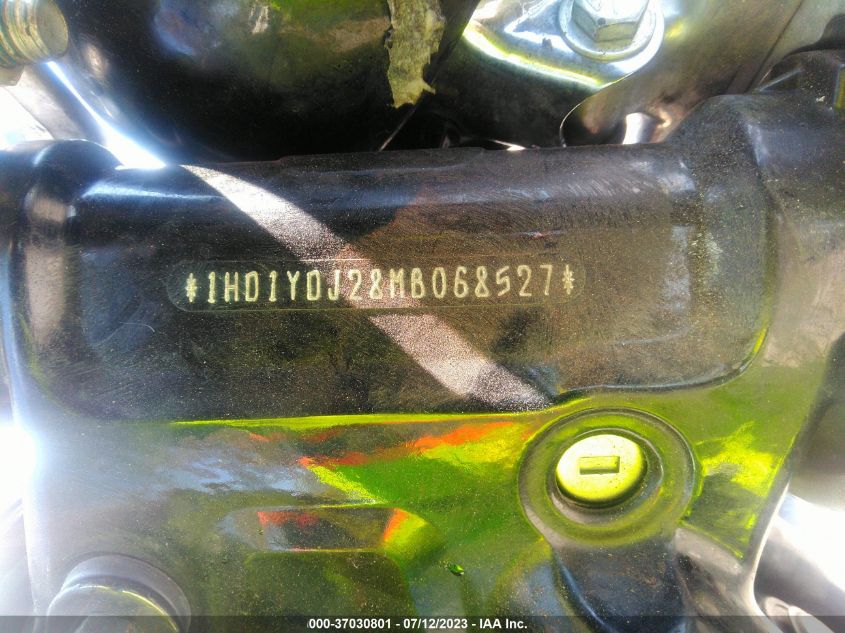 2021 HARLEY-DAVIDSON FLSL 1HD1YDJ28MB068527