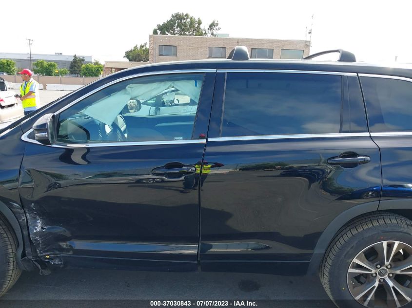 2018 TOYOTA HIGHLANDER LE - 5TDZZRFH9JS247658