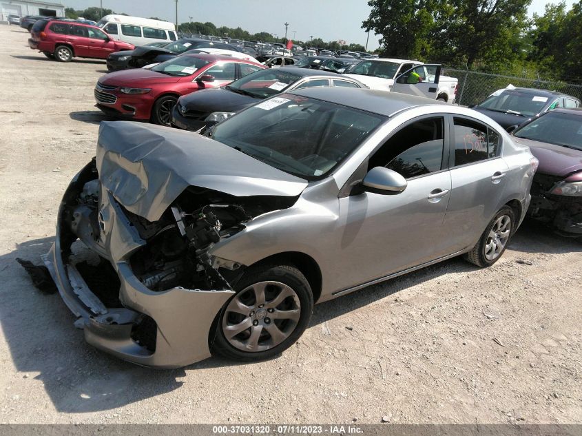 2013 MAZDA MAZDA3 I SPORT - JM1BL1U79D1845619