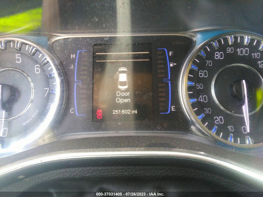 2015 CHRYSLER 200 LIMITED - 1C3CCCAB2FN689402