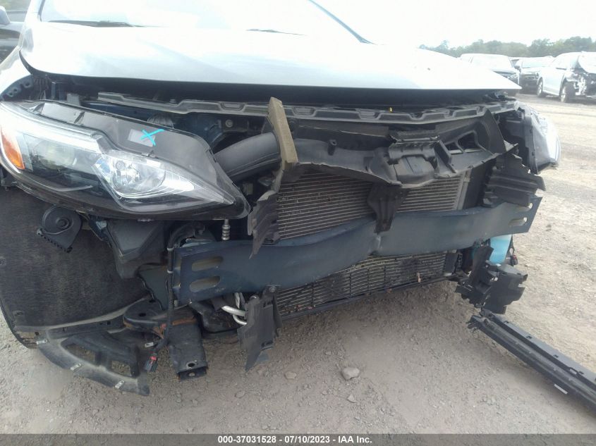 2020 CHEVROLET MALIBU LT - 1G1ZD5ST1LF043711