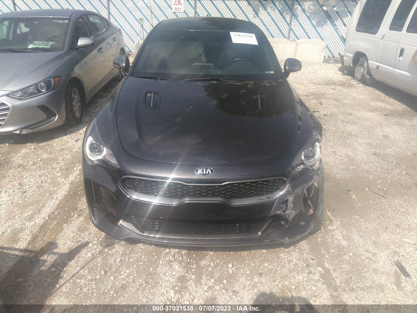 VIN KNAE15LA2L6073907 2020 KIA STINGER