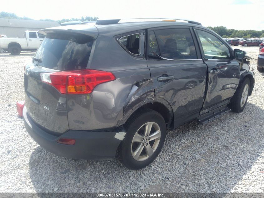 2015 TOYOTA RAV4 XLE - 2T3WFREV2FW132358