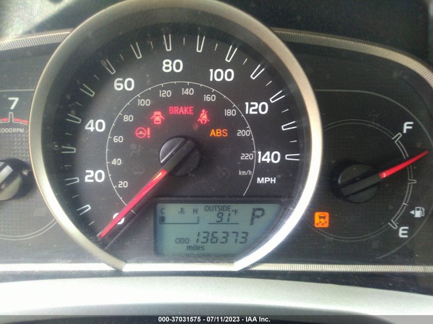 2015 TOYOTA RAV4 XLE - 2T3WFREV2FW132358