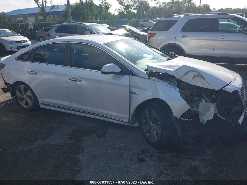 2016 HYUNDAI SONATA HYBRID LIMITED - KMHE34L19GA017548