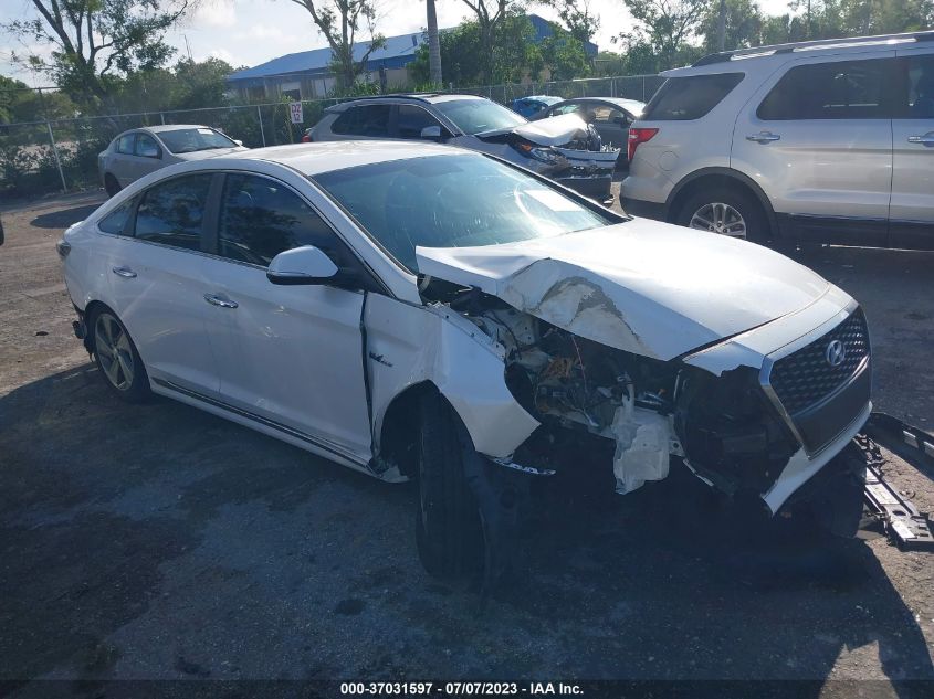 2016 HYUNDAI SONATA HYBRID LIMITED - KMHE34L19GA017548