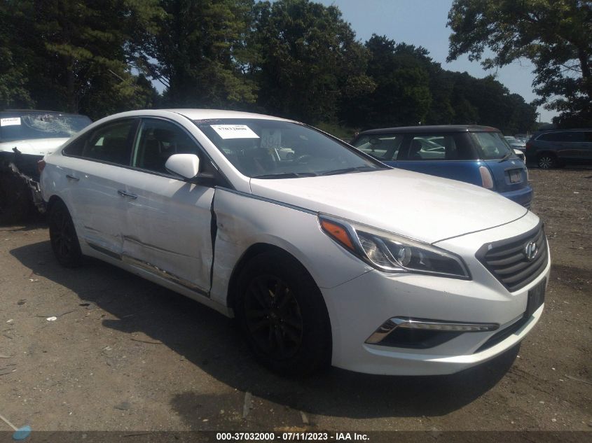 2016 HYUNDAI SONATA 2.4L SE - 5NPE24AF0GH286830