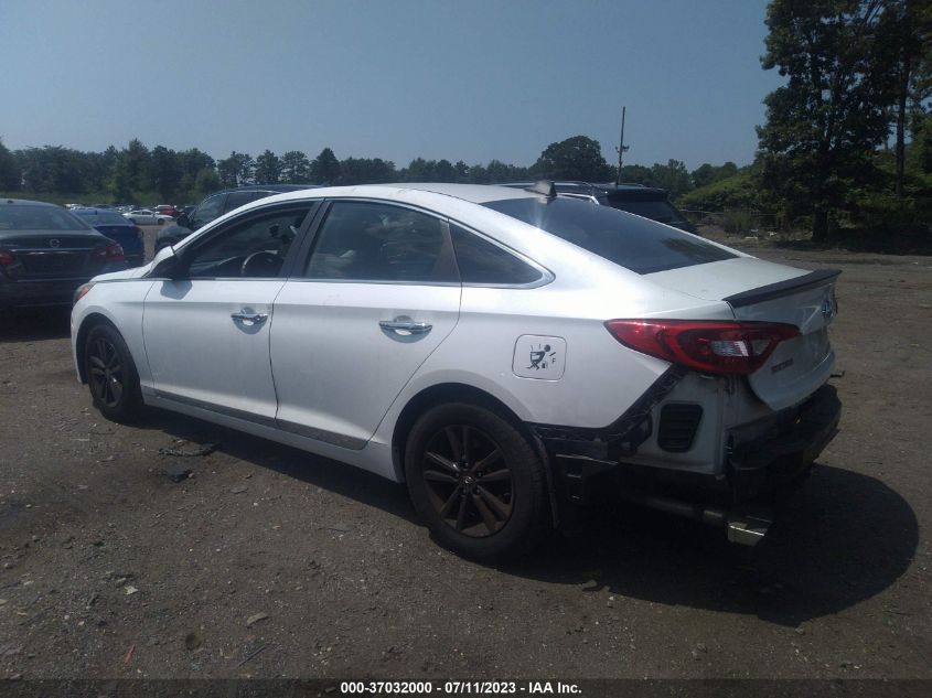 2016 HYUNDAI SONATA 2.4L SE - 5NPE24AF0GH286830