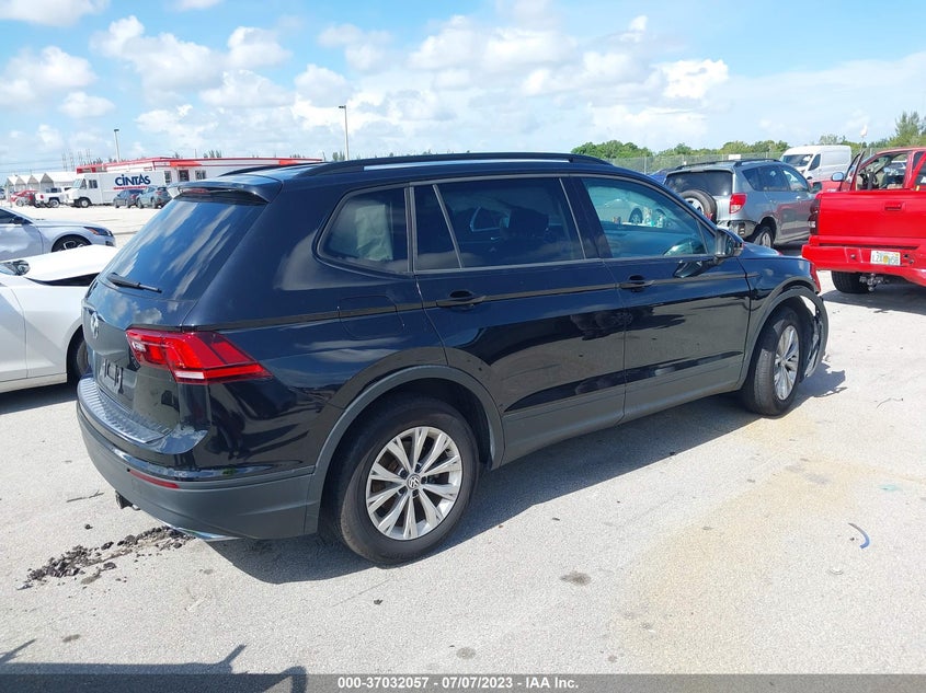 VIN 3VV1B7AX0KM082283 2019 VOLKSWAGEN TIGUAN S