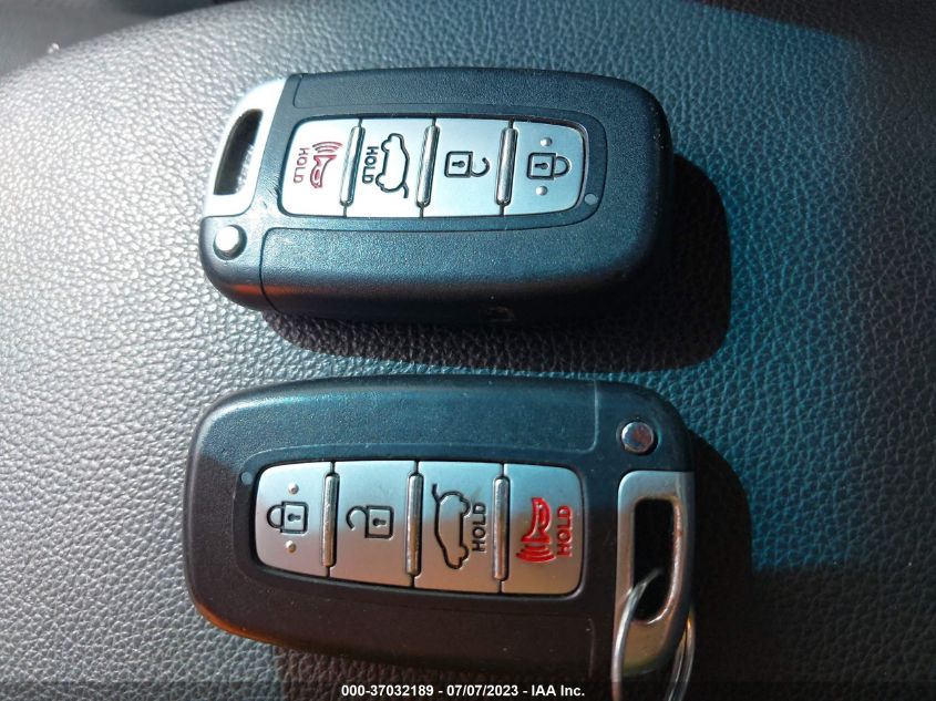 2013 HYUNDAI ELANTRA GT - KMHD35LEXDU130178