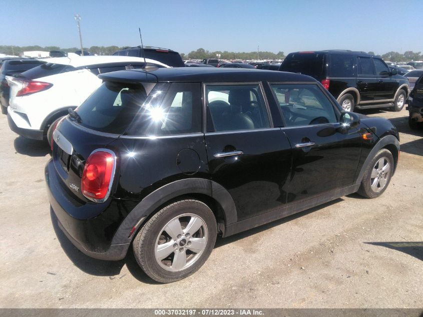 2015 MINI COOPER HARDTOP 4 DOOR - WMWXS5C52FT833624