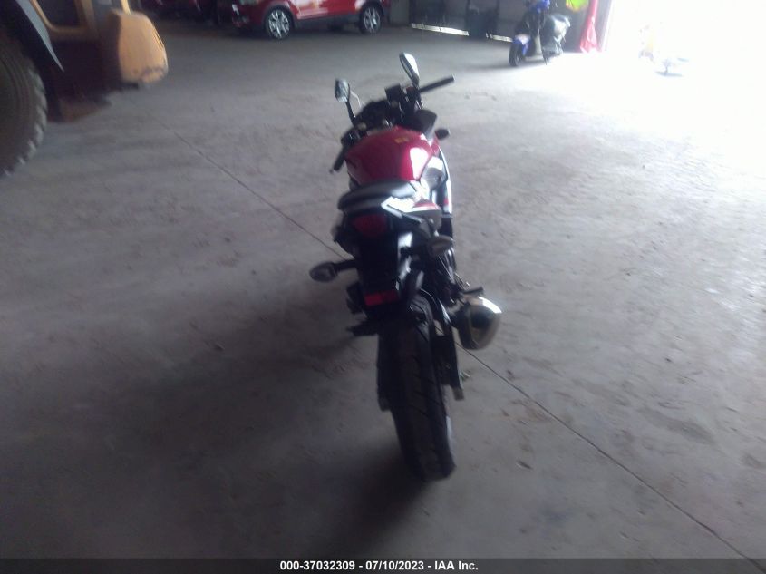 2019 SUZUKI GSX250R M/ZM/ZA LC6DN11AXK1100356