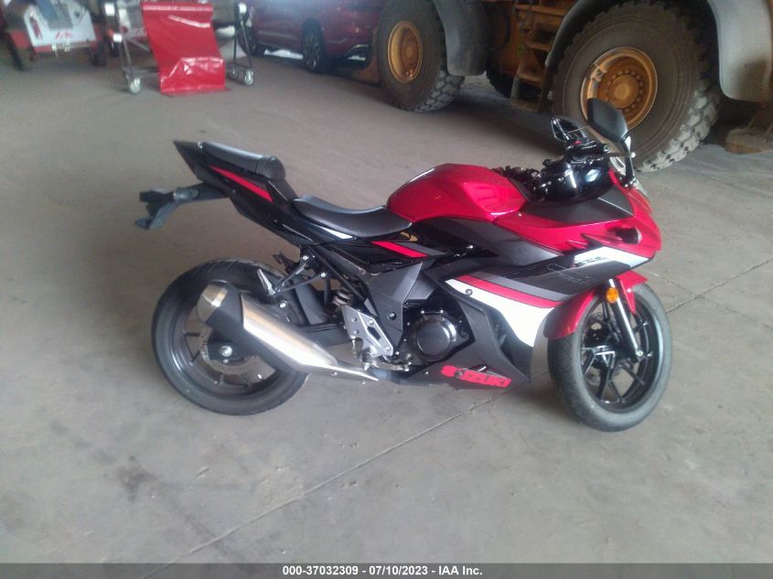 2019 SUZUKI GSX250R M/ZM/ZA LC6DN11AXK1100356