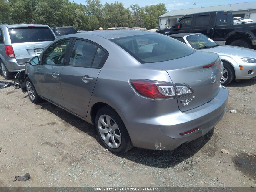 2013 MAZDA MAZDA3 I SPORT - JM1BL1U78D1830321